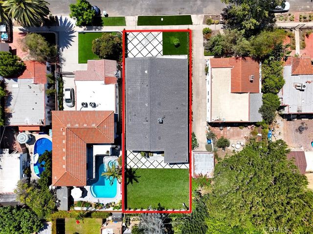 4948 Denny Avenue, North Hollywood, CA 91601