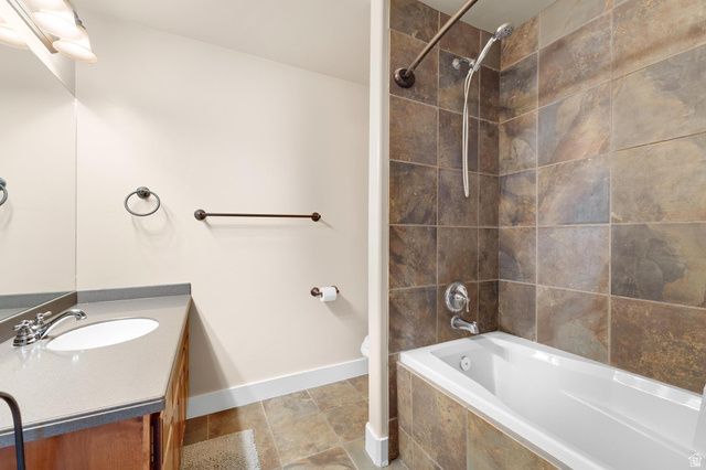 1842 E ROUEN CIR, Holladay, UT 84117