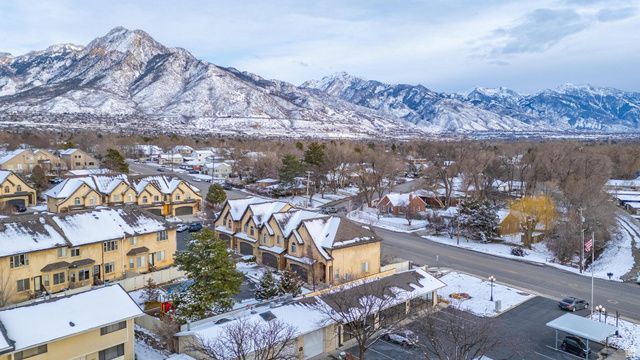 1842 E ROUEN CIR, Holladay, UT 84117