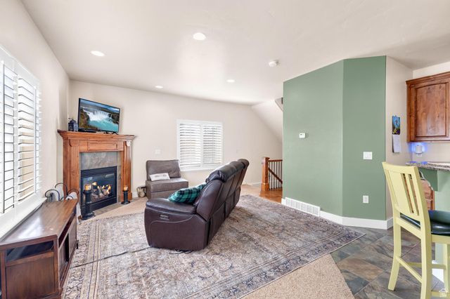 1842 E ROUEN CIR, Holladay, UT 84117