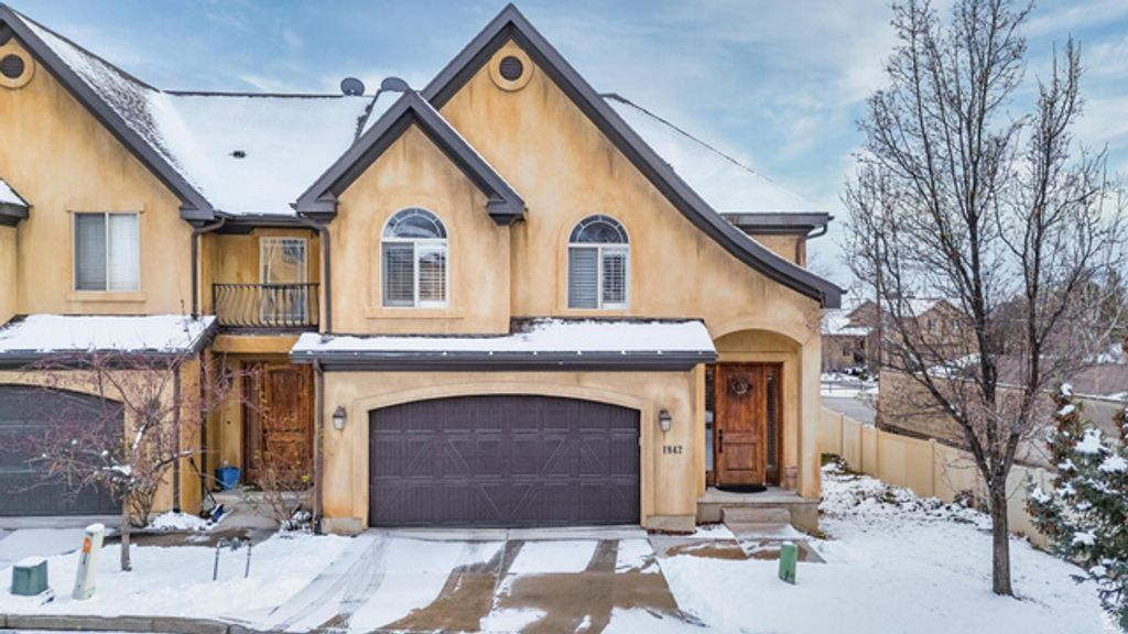 1842 E ROUEN CIR, Holladay, UT 84117