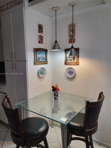 2050 Newcastle C 2050, Boca Raton, FL 33434