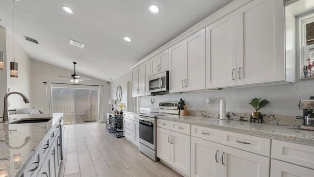 134 SOMERSET DRIVE, Davenport, FL 33897