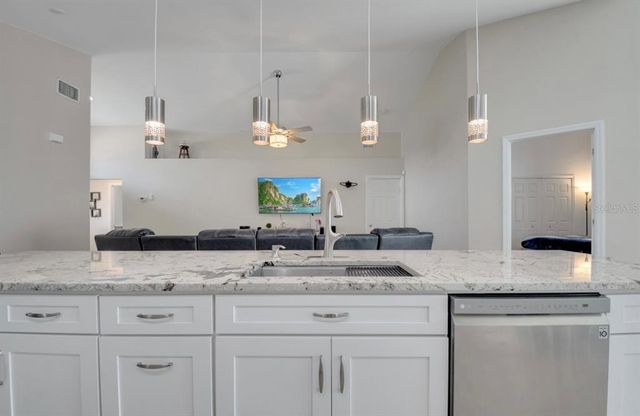 134 SOMERSET DRIVE, Davenport, FL 33897
