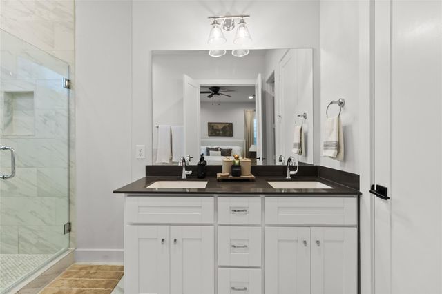 5708 White Magnolia Street, Houston, TX 77091