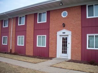 1357 Monomoy Street B1, Aurora, IL 60506