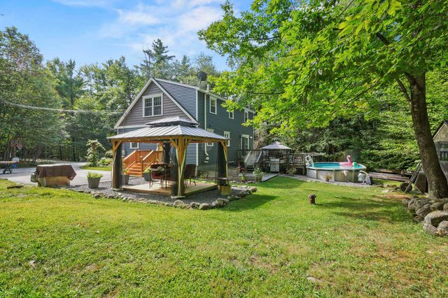 32 Oakwood Road, Farmington, NH 03835