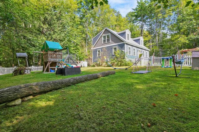 32 Oakwood Road, Farmington, NH 03835