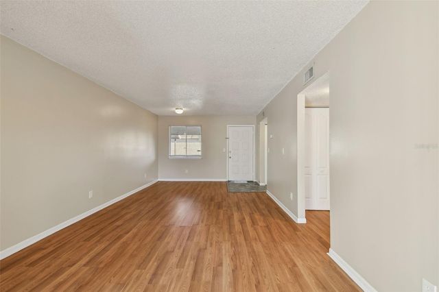 6330 NEWTOWN CIRCLE 30B4, Tampa, FL 33615