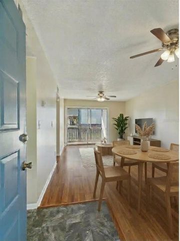 6330 NEWTOWN CIRCLE 30B4, Tampa, FL 33615