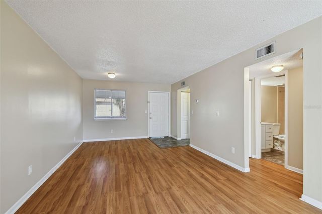 6330 NEWTOWN CIRCLE 30B4, Tampa, FL 33615