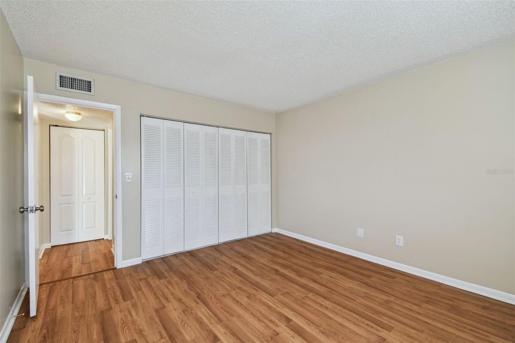 Image 16 of property listing at 6330 NEWTOWN CIRCLE 30B4, Tampa, FL 33615