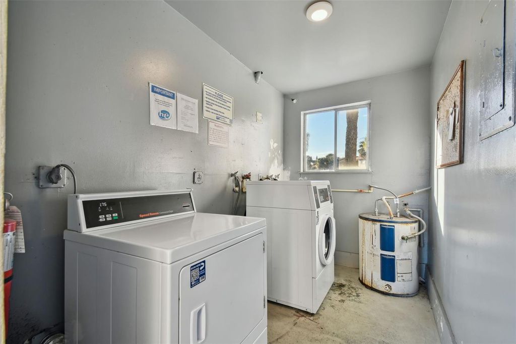 Image 24 of property listing at 6330 NEWTOWN CIRCLE 30B4, Tampa, FL 33615