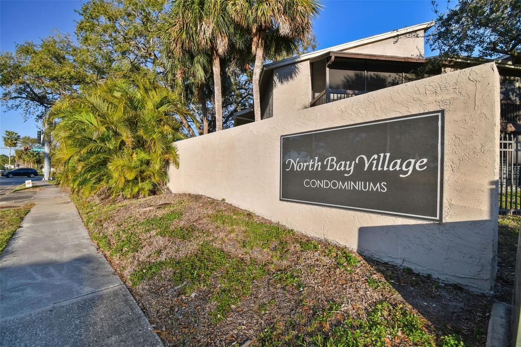 Image 31 of property listing at 6330 NEWTOWN CIRCLE 30B4, Tampa, FL 33615