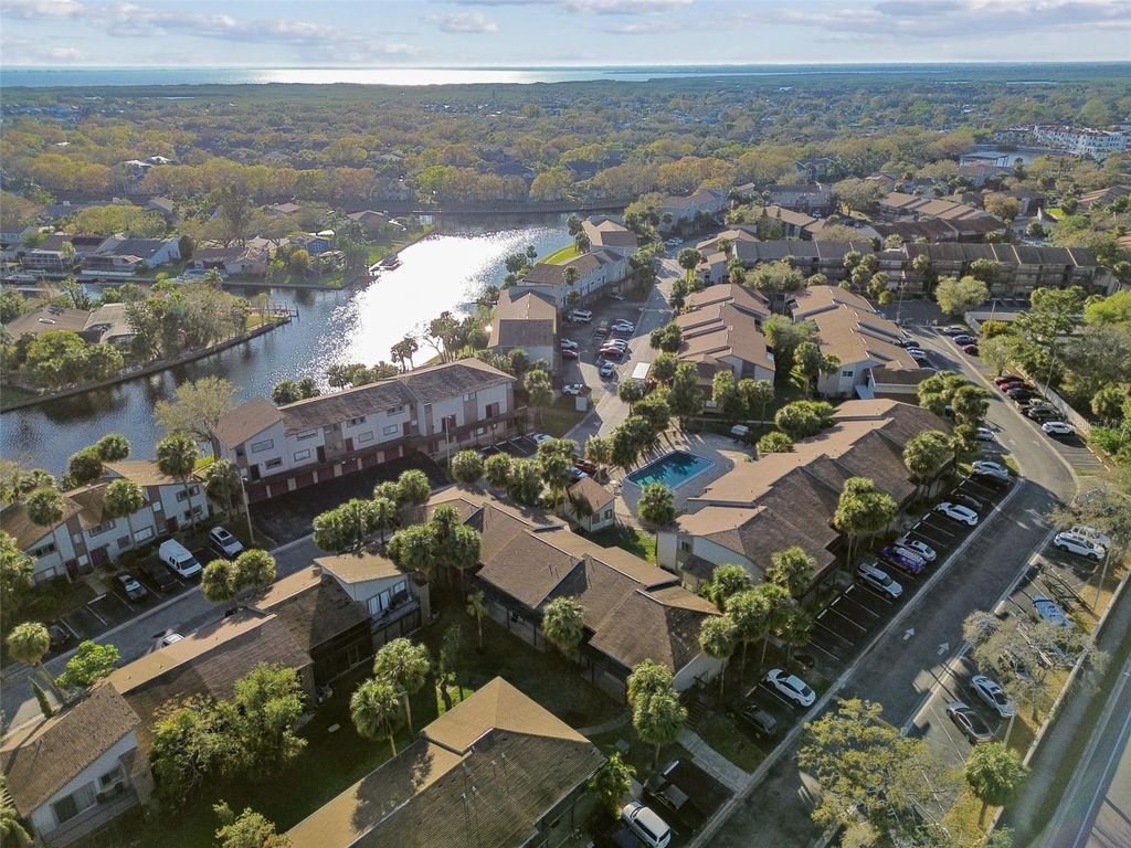 Image 34 of property listing at 6330 NEWTOWN CIRCLE 30B4, Tampa, FL 33615