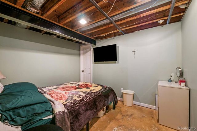 49248 Berkshire Drive, Chesterfield Township, MI 48047