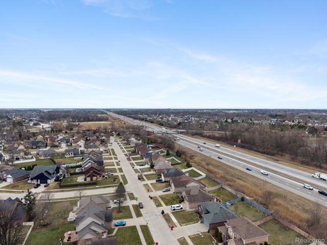 49248 Berkshire Drive, Chesterfield Township, MI 48047