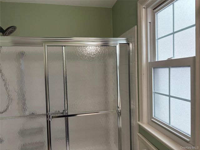 498 Cranston Lane, Ridge, NY 11961