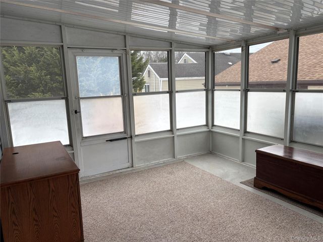 498 Cranston Lane, Ridge, NY 11961