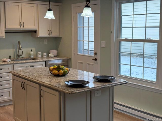 498 Cranston Lane, Ridge, NY 11961