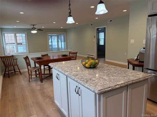 498 Cranston Lane, Ridge, NY 11961