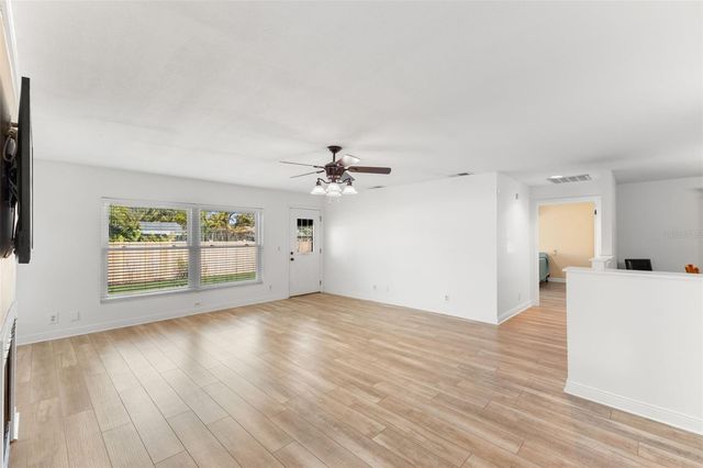 811 40TH AVENUE N, St Petersburg, FL 33703