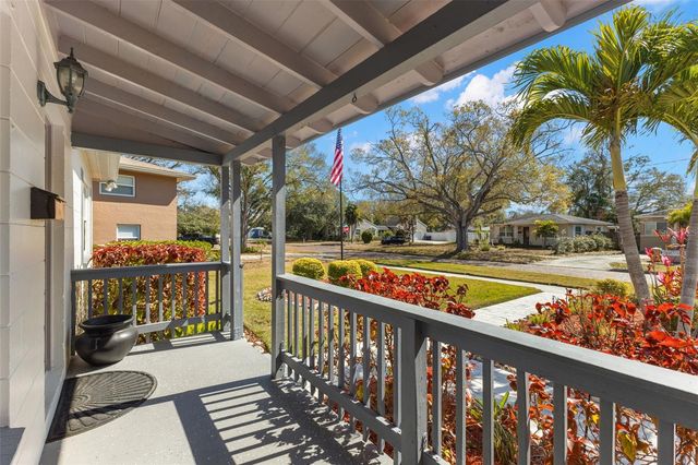 811 40TH AVENUE N, St Petersburg, FL 33703