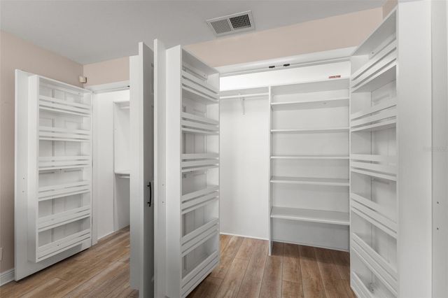 811 40TH AVENUE N, St Petersburg, FL 33703