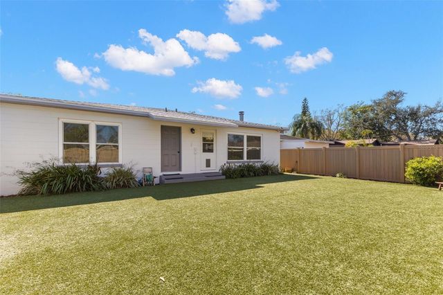 811 40TH AVENUE N, St Petersburg, FL 33703