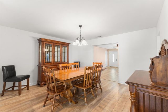 811 40TH AVENUE N, St Petersburg, FL 33703