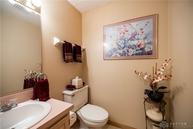 3135 Imperial Boulevard, Springfield, OH 45503