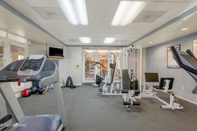 101 S Players Club Dr Apt 7201, Tucson, AZ 85745