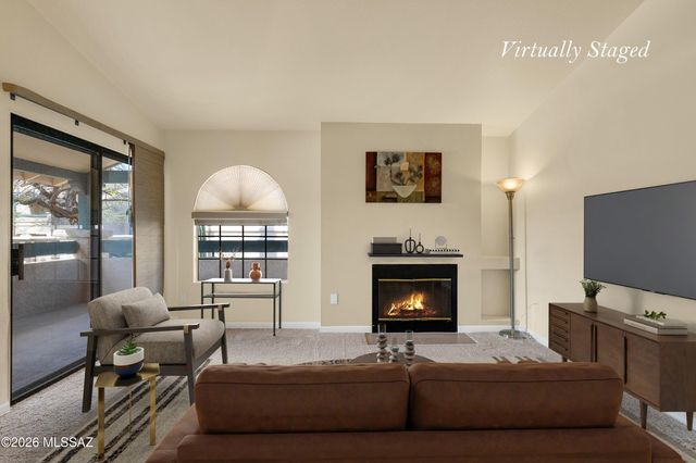 101 S Players Club Dr Apt 7201, Tucson, AZ 85745