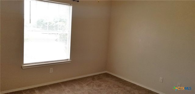 619 Rolling Hills Drive, Killeen, TX 76543