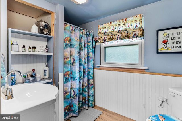 54 4TH ST, North East, MD 21901
