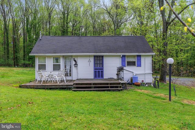 54 4TH ST, North East, MD 21901