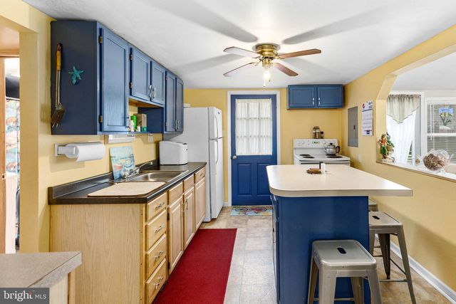 54 4TH ST, North East, MD 21901