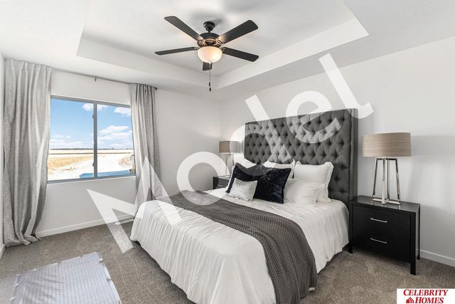 8009 N 113 Street, Omaha, NE 68142