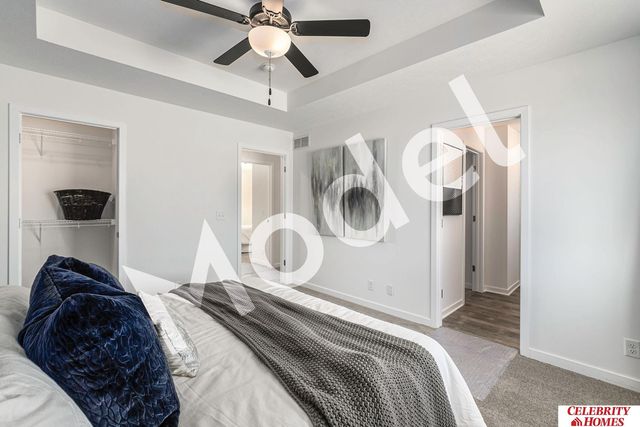 8009 N 113 Street, Omaha, NE 68142