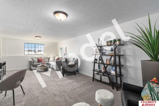 8009 N 113 Street, Omaha, NE 68142