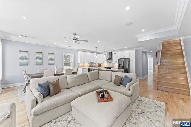 335 Virginia Avenue 2, Jersey City, NJ 07304
