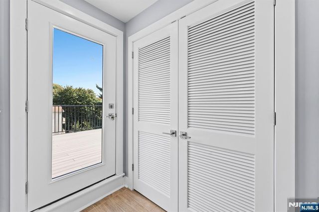 335 Virginia Avenue 2, Jersey City, NJ 07304