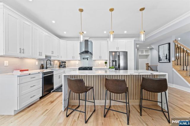 335 Virginia Avenue 2, Jersey City, NJ 07304