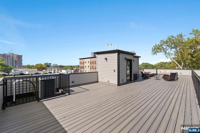 335 Virginia Avenue 2, Jersey City, NJ 07304