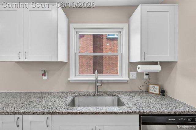 23013 Gaukler Street, Saint Clair Shores, MI 48080