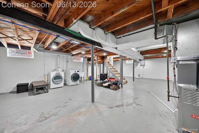23013 Gaukler Street, Saint Clair Shores, MI 48080