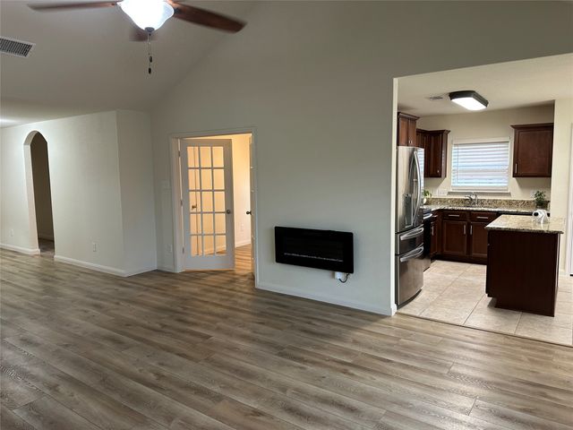 1603 White Mountain Way, Princeton, TX 75407