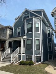 3909 N Seeley Avenue 1, Chicago, IL 60618