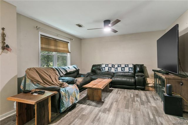13841 New Orleans Dr, Coker, AL 35452