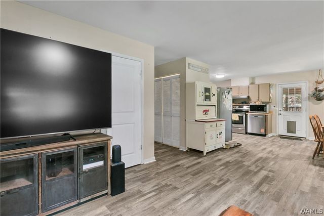 13841 New Orleans Dr, Coker, AL 35452
